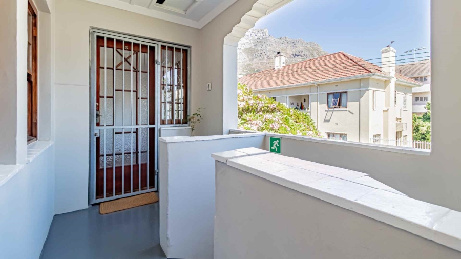 To Let 1 Bedroom Property for Rent in Oranjezicht Western Cape